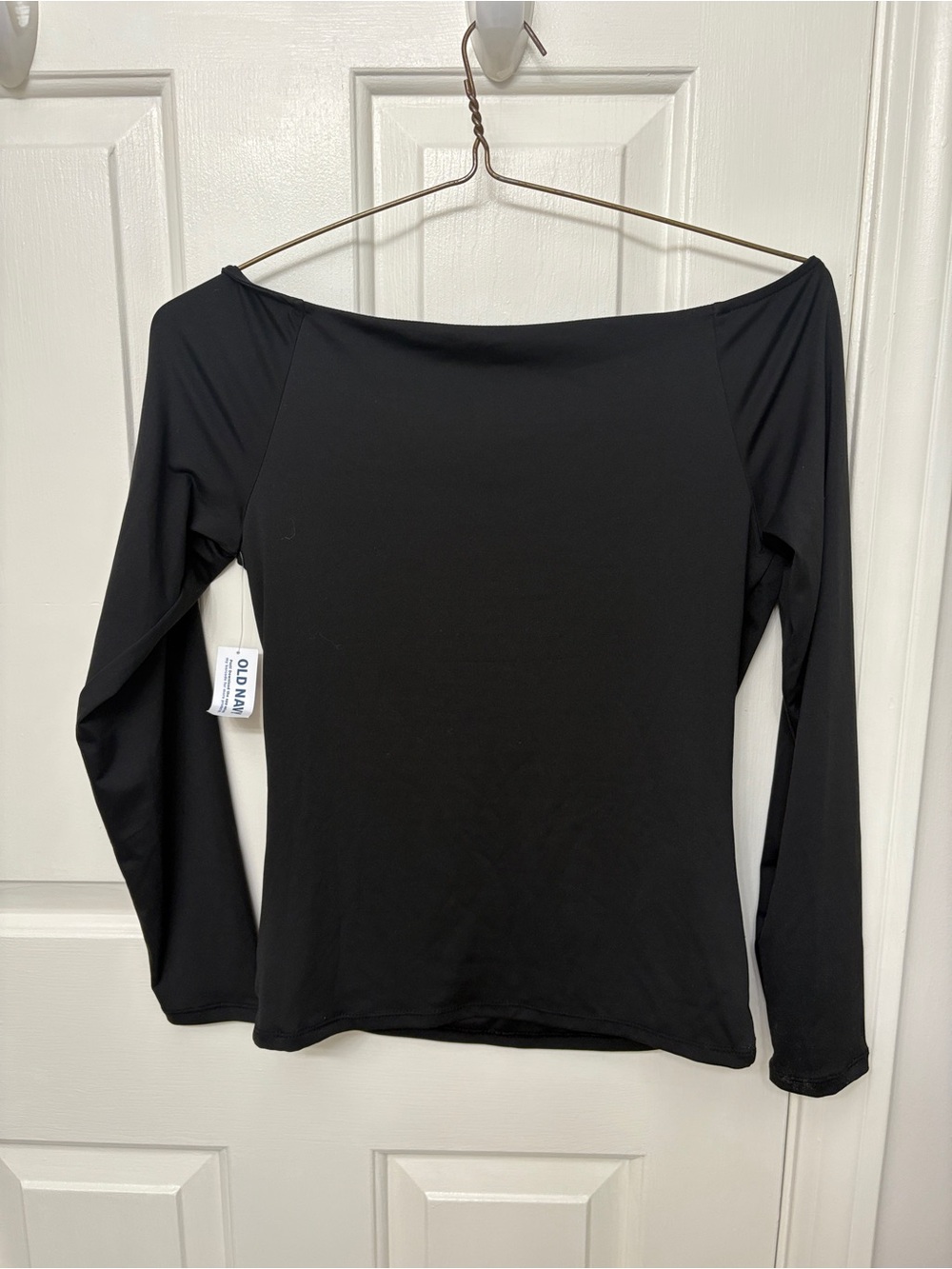 Old Navy Black Long-Sleeve Boatneck Top